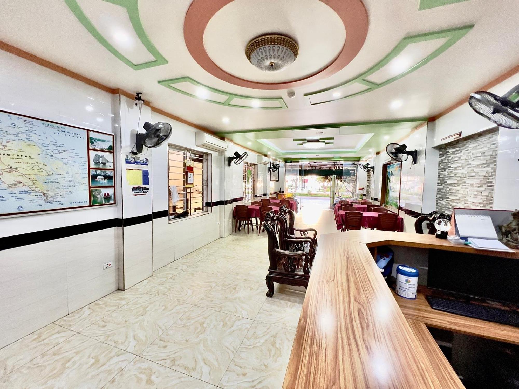 Manh Vuong Hotel Catba Dong Khe Sau Екстериор снимка