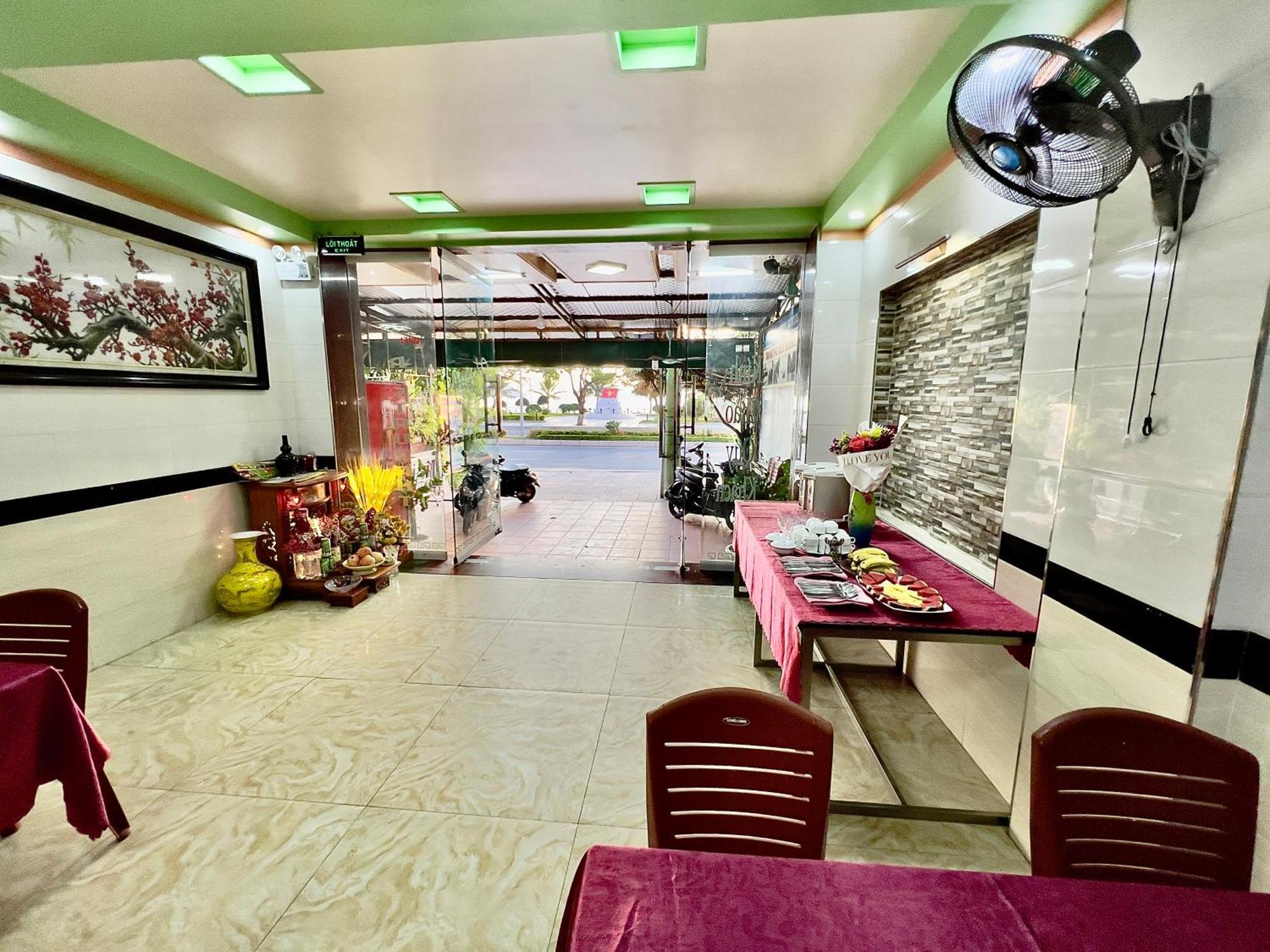 Manh Vuong Hotel Catba Dong Khe Sau Екстериор снимка