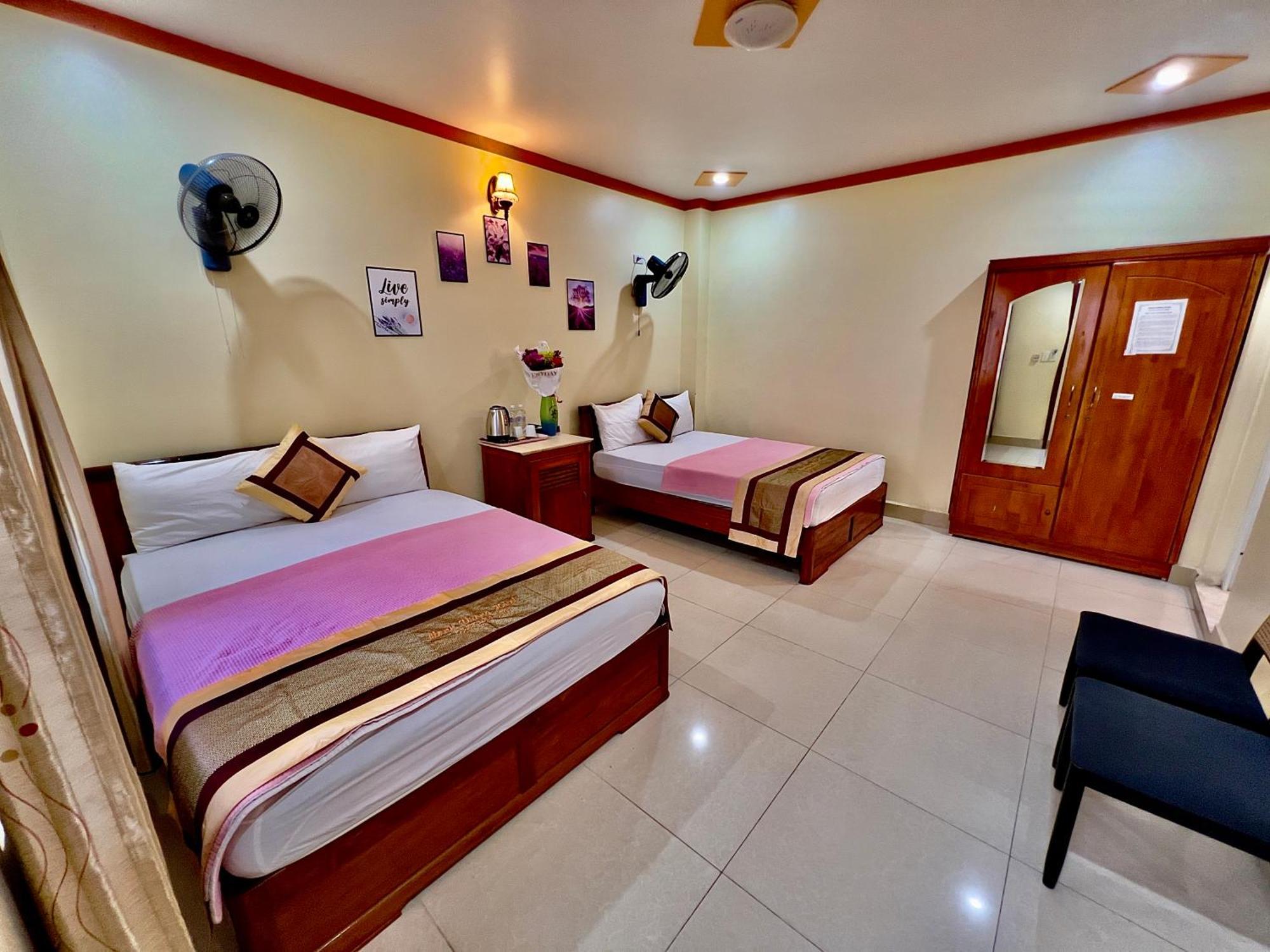 Manh Vuong Hotel Catba Dong Khe Sau Екстериор снимка