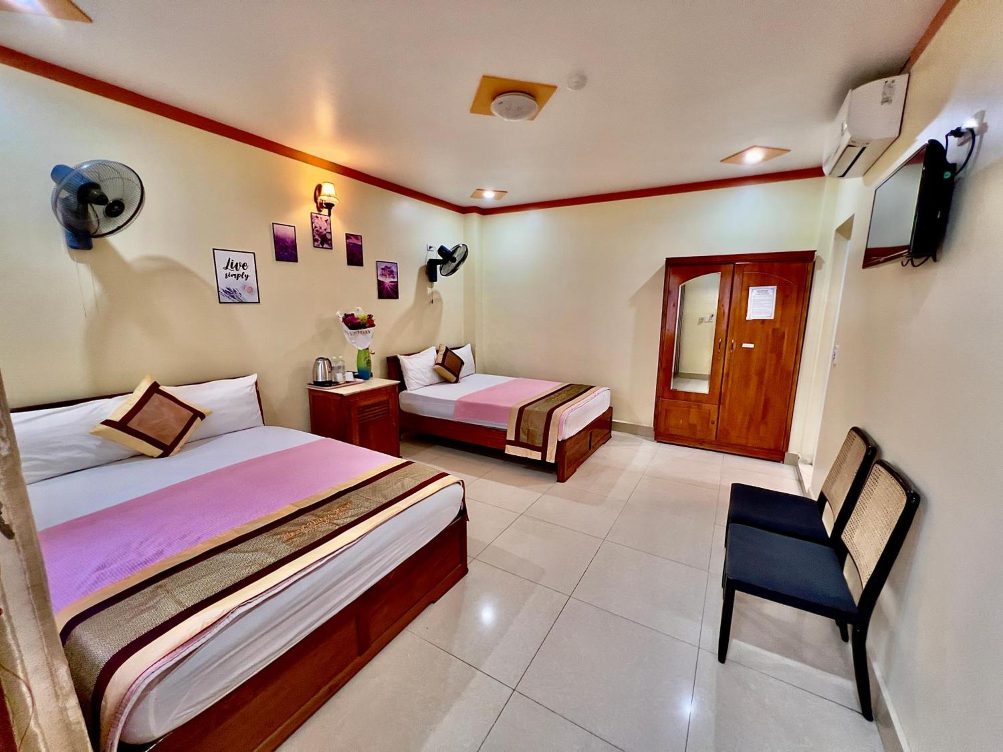 Manh Vuong Hotel Catba Dong Khe Sau Екстериор снимка