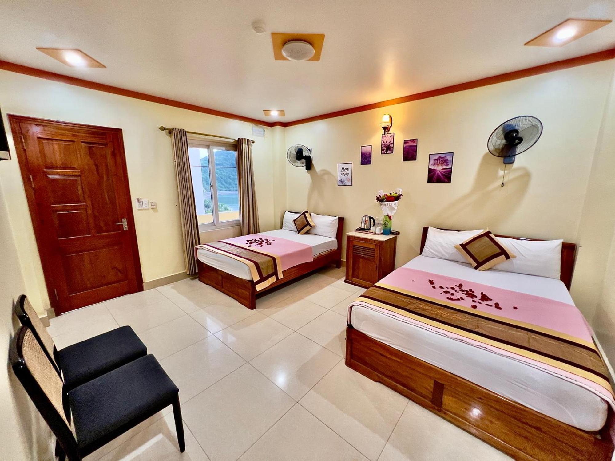 Manh Vuong Hotel Catba Dong Khe Sau Екстериор снимка