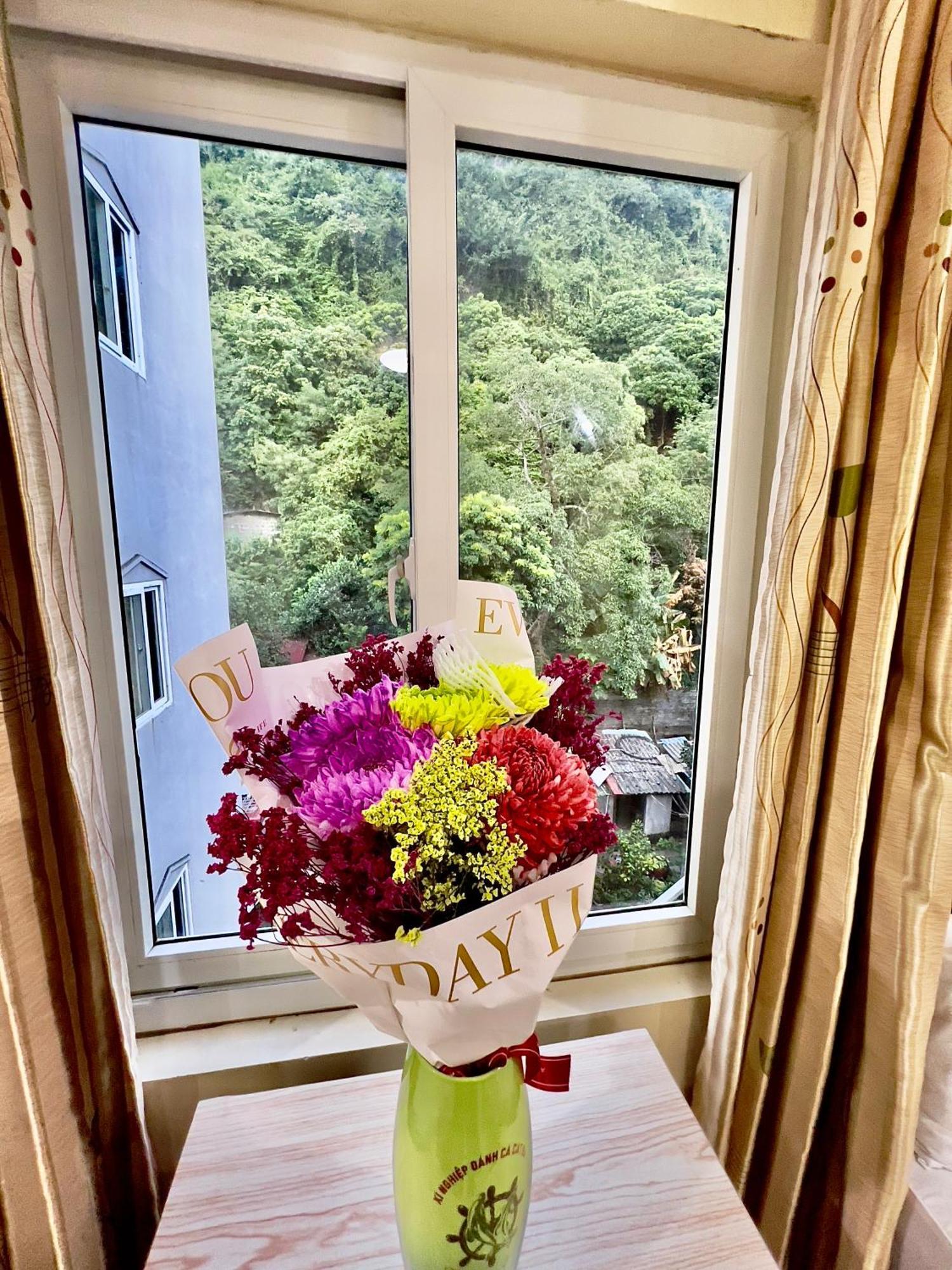 Manh Vuong Hotel Catba Dong Khe Sau Екстериор снимка